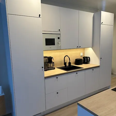 Vila Brand New! Moon